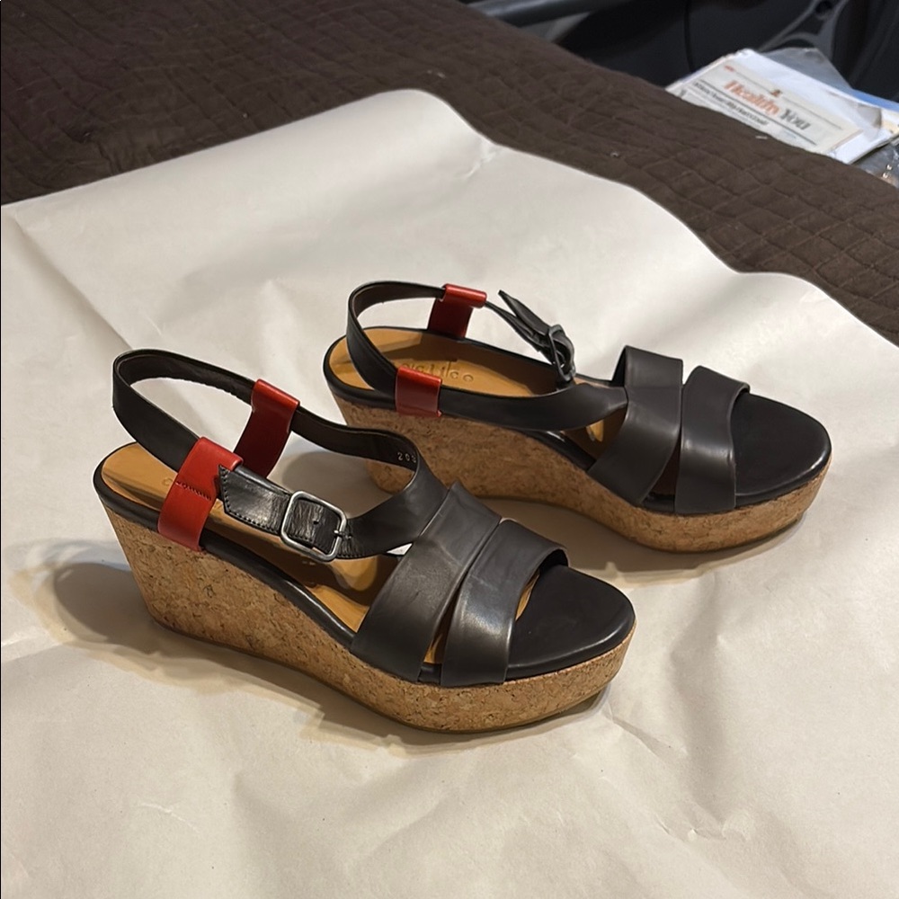 COCLICO Black and Red Wedge Sandals